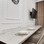 Jasny Z Dwoma Sypialniami By Renters