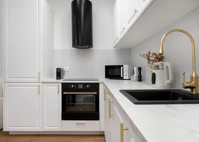 Apartament Jasny Z Dwoma Sypialniami By Renters *